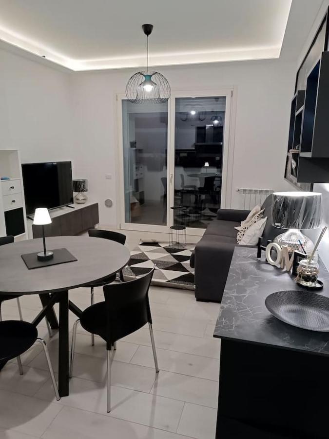 Pirelli 28 Villa Milano Dış mekan fotoğraf